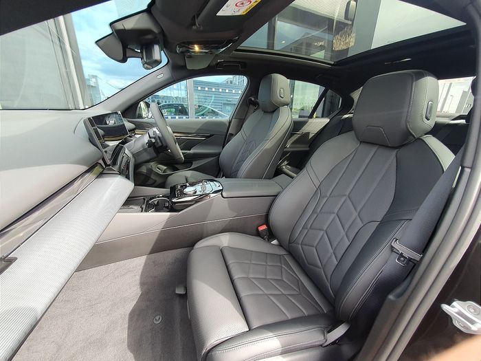 BMW 5 Series 2026
