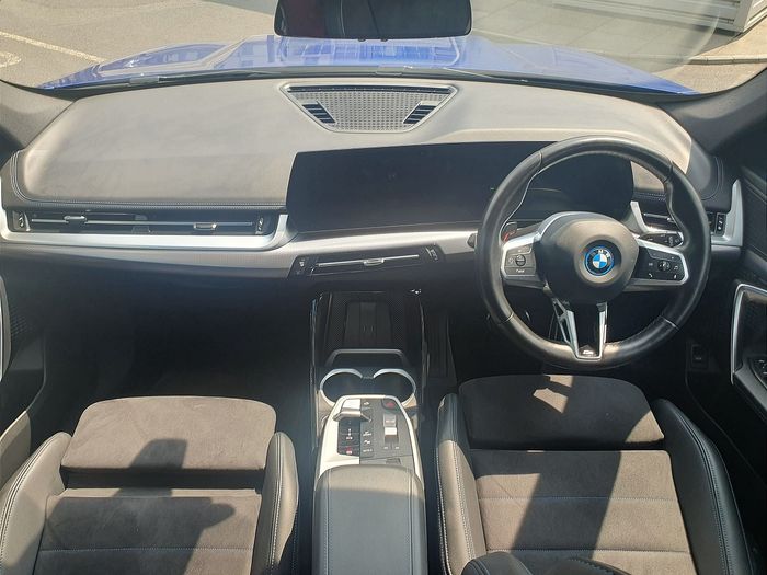 BMW iX1 2023
