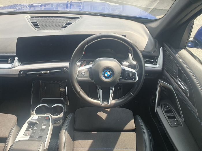 BMW iX1 2023