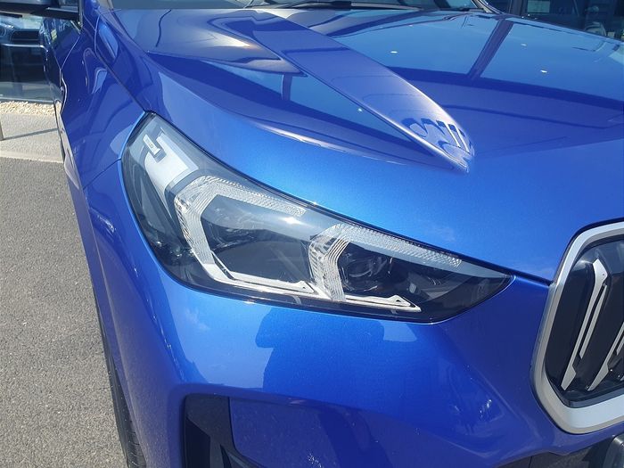 BMW iX1 2023