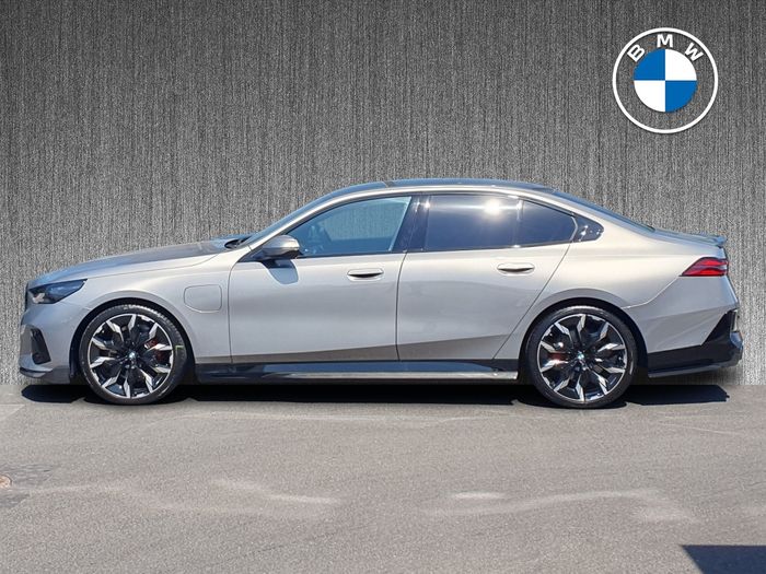 BMW 5 Series 2026