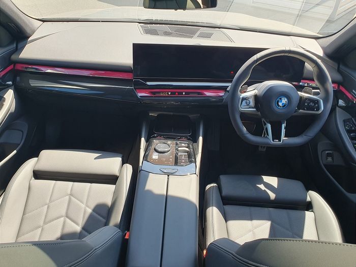 BMW 5 Series 2026