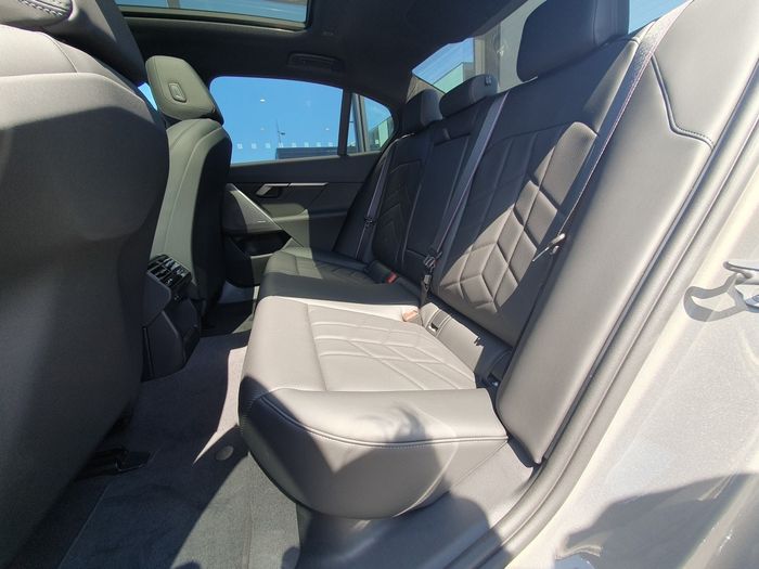 BMW 5 Series 2026