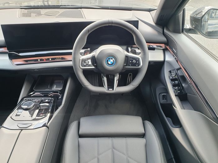 BMW 5 Series 2026
