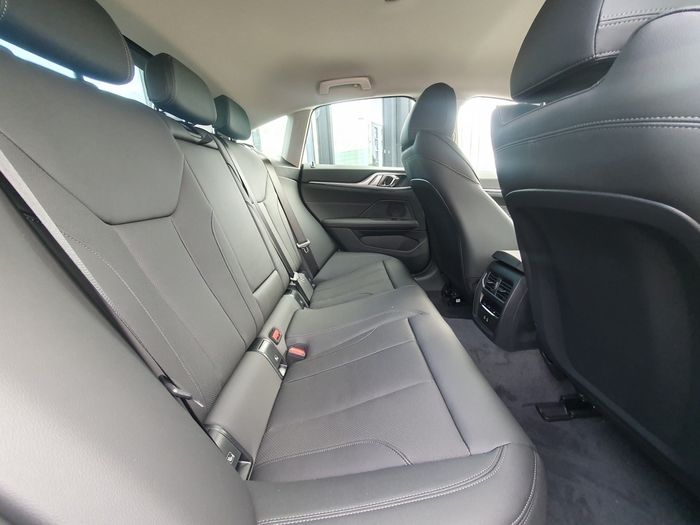 BMW i4 2026