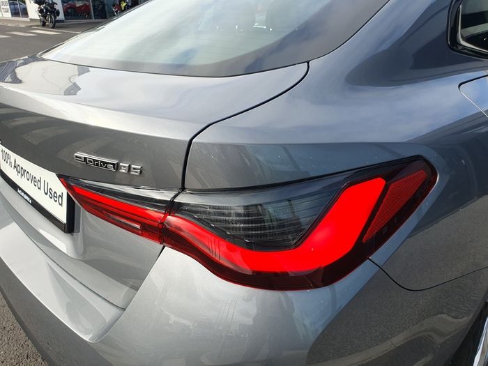 BMW i4 2026