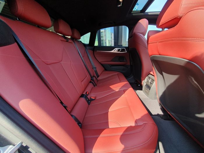 BMW i4 2026