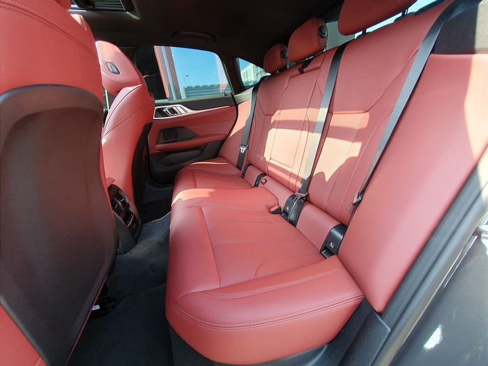 BMW i4 2026