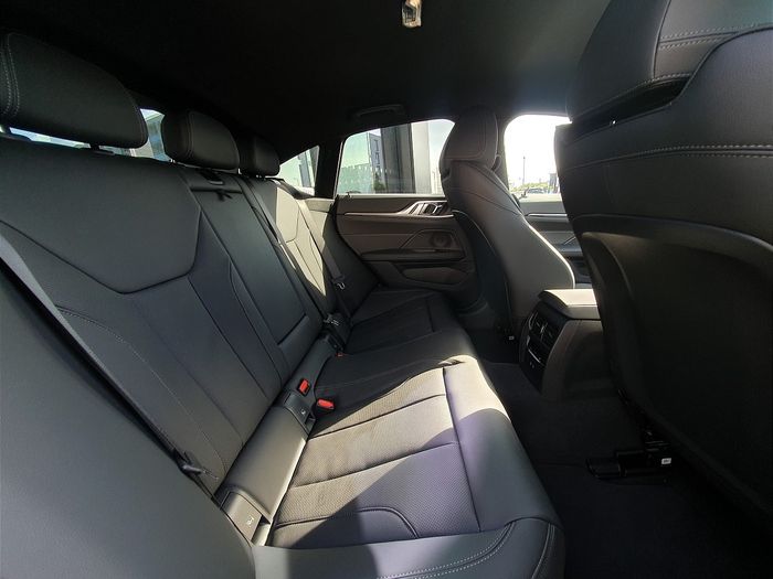 BMW i4 2026