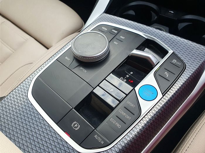 BMW i4 2023