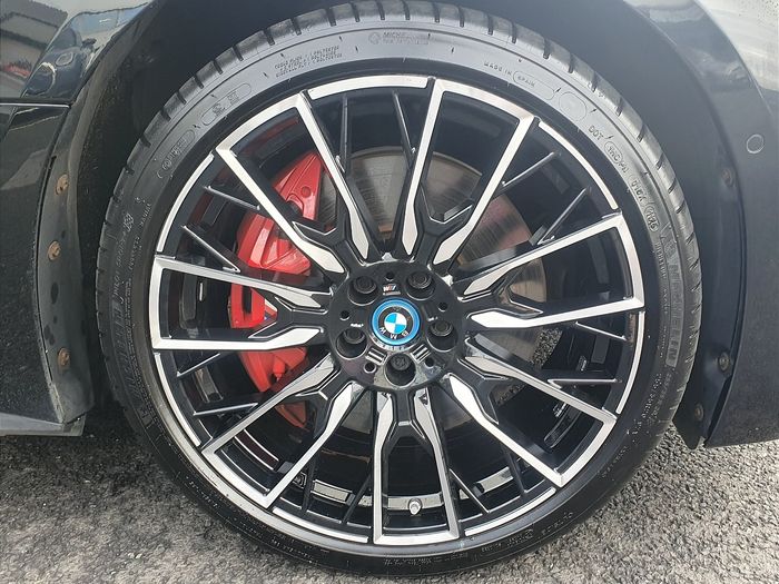 BMW i4 2023