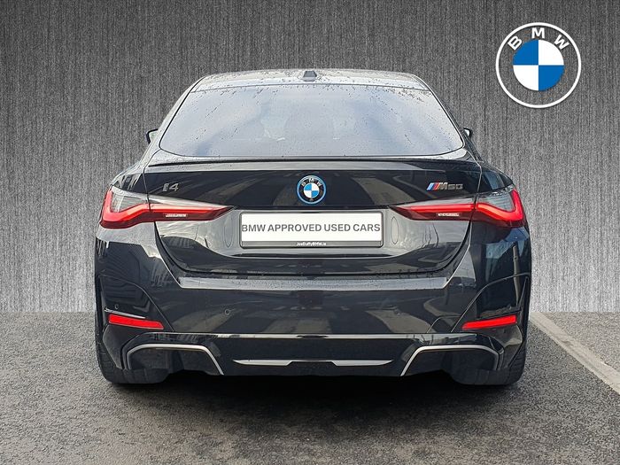 BMW i4 2023
