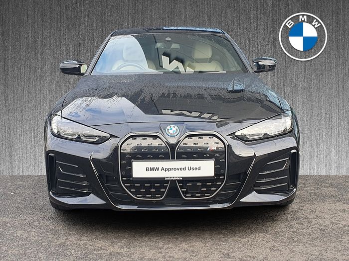 BMW i4 2023