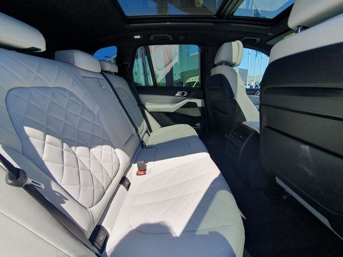 BMW X5 2023