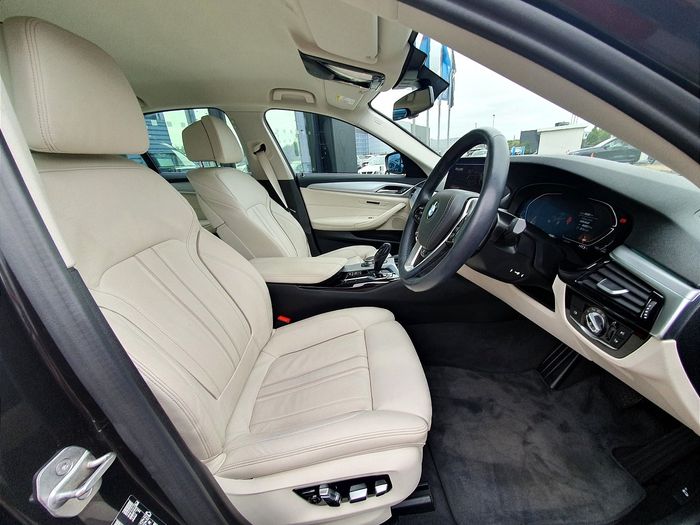 BMW 5 Series 2022