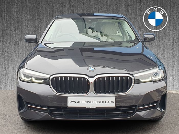 BMW 5 Series 2022