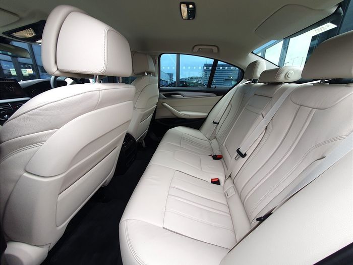 BMW 5 Series 2022