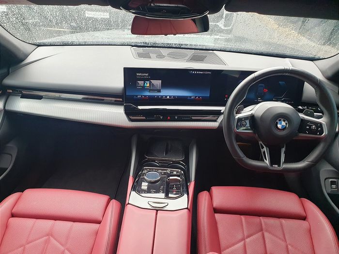 BMW 5 Series 2024