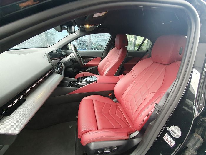 BMW 5 Series 2024