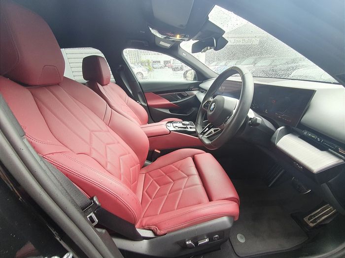 BMW 5 Series 2024