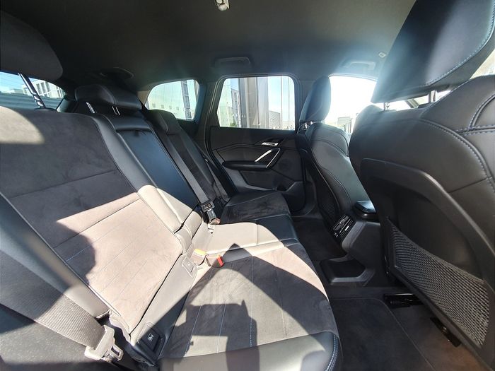 BMW iX1 2024