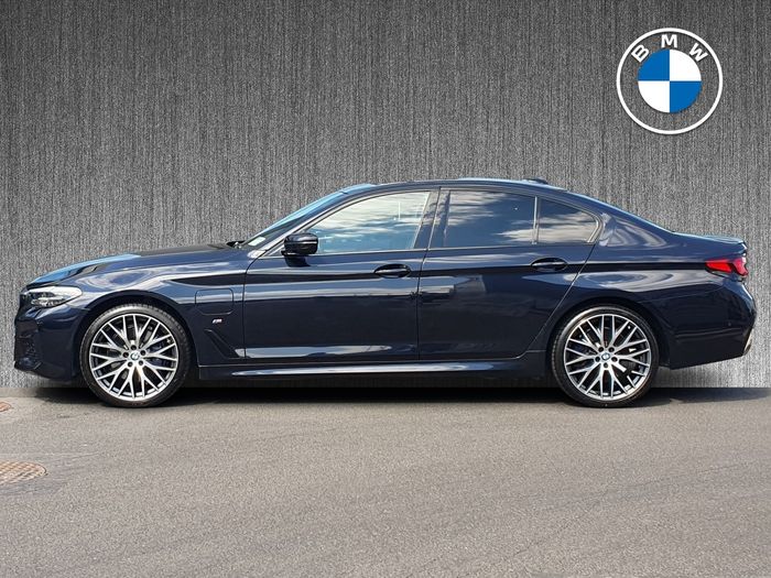 BMW 5 Series 2021