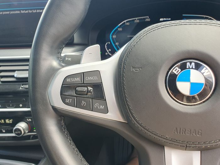 BMW 5 Series 2021