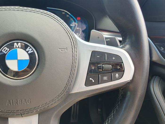 BMW 5 Series 2021