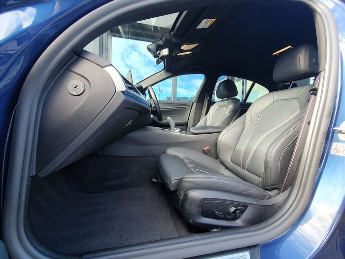 BMW 5 Series 2021