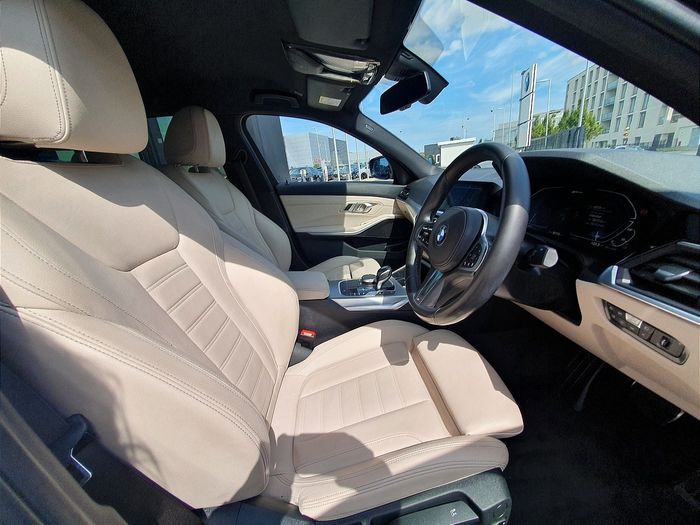 BMW 3 Series 2021