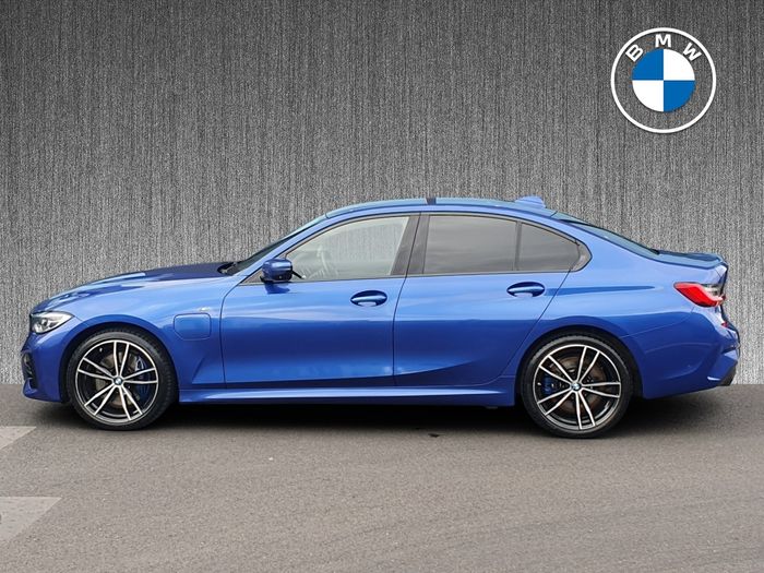 BMW 3 Series 2020