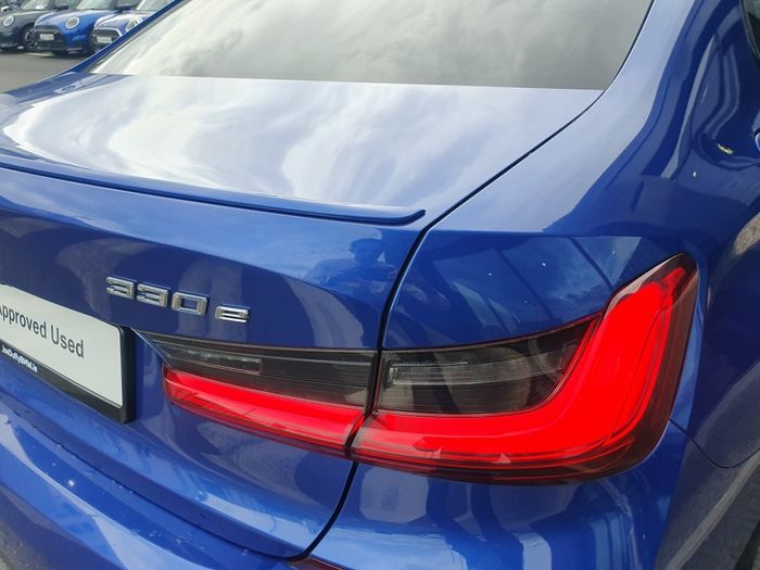 BMW 3 Series 2020