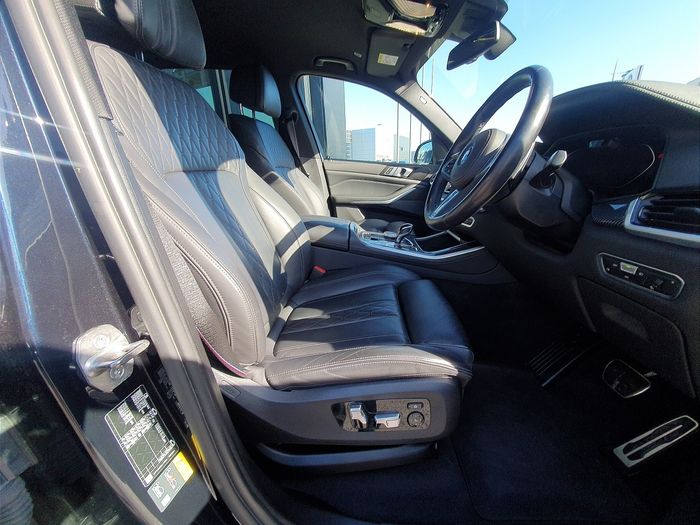 BMW X5 2023