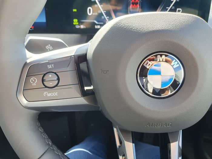 BMW IX 2026