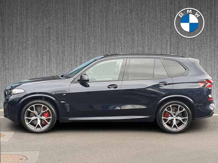 BMW X5 2023