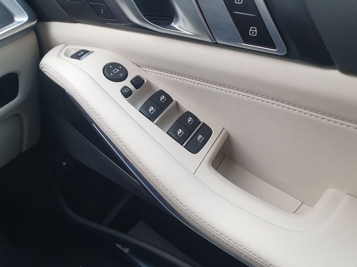 BMW X5 2023