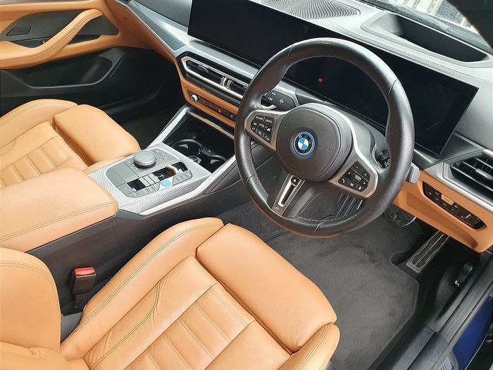 BMW i4 2023
