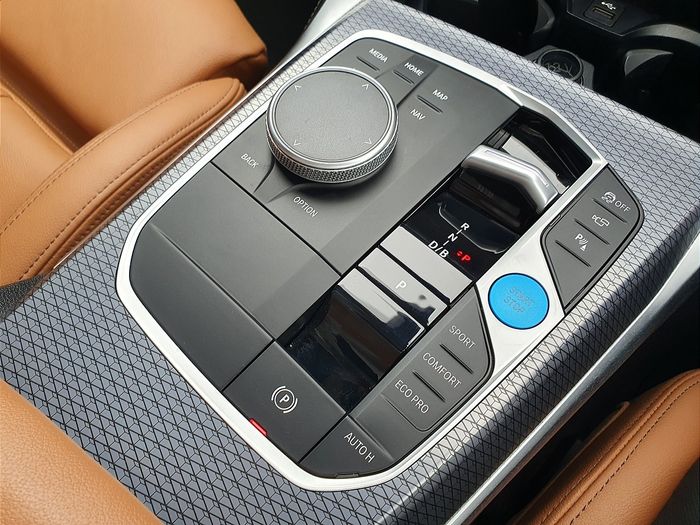 BMW i4 2023