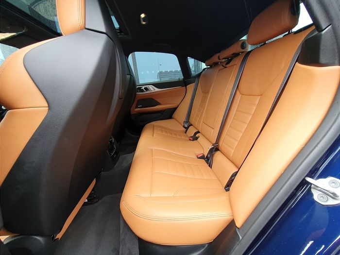 BMW i4 2023