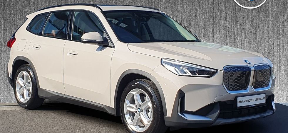BMW iX1 2026