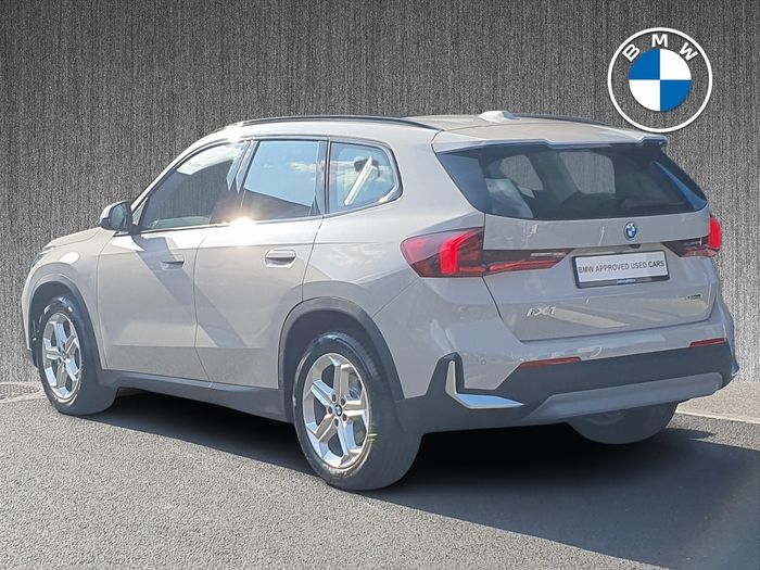 BMW iX1 2026