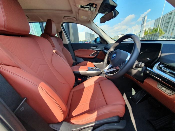 BMW iX1 2026
