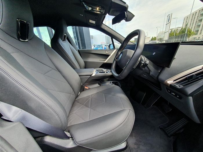 BMW IX 2022