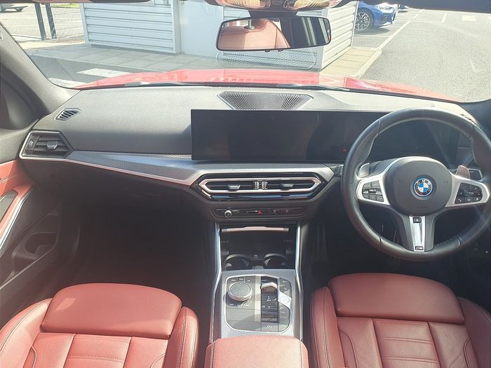 BMW 3 Series 2024