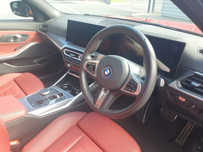 BMW 3 Series 2024