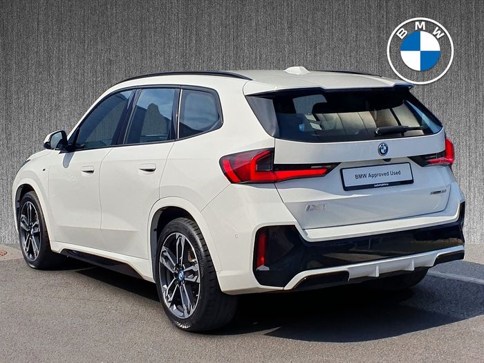 BMW iX1 2023