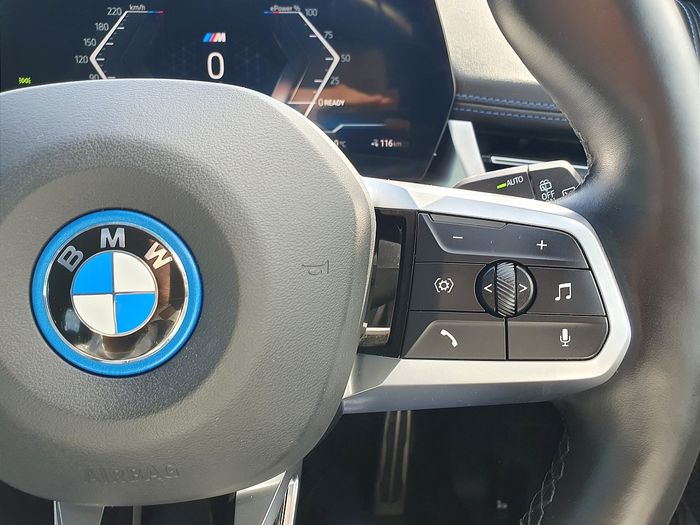 BMW iX1 2023