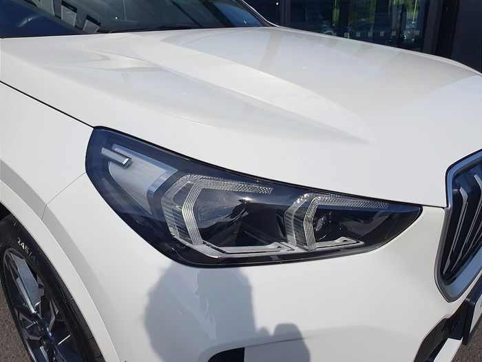BMW iX1 2023