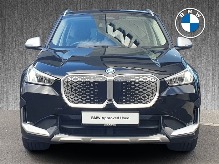BMW iX1 2024