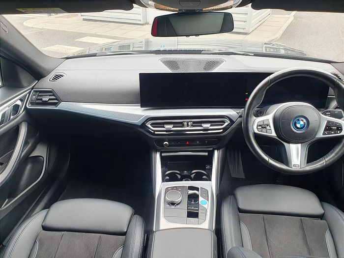 BMW i4 2024